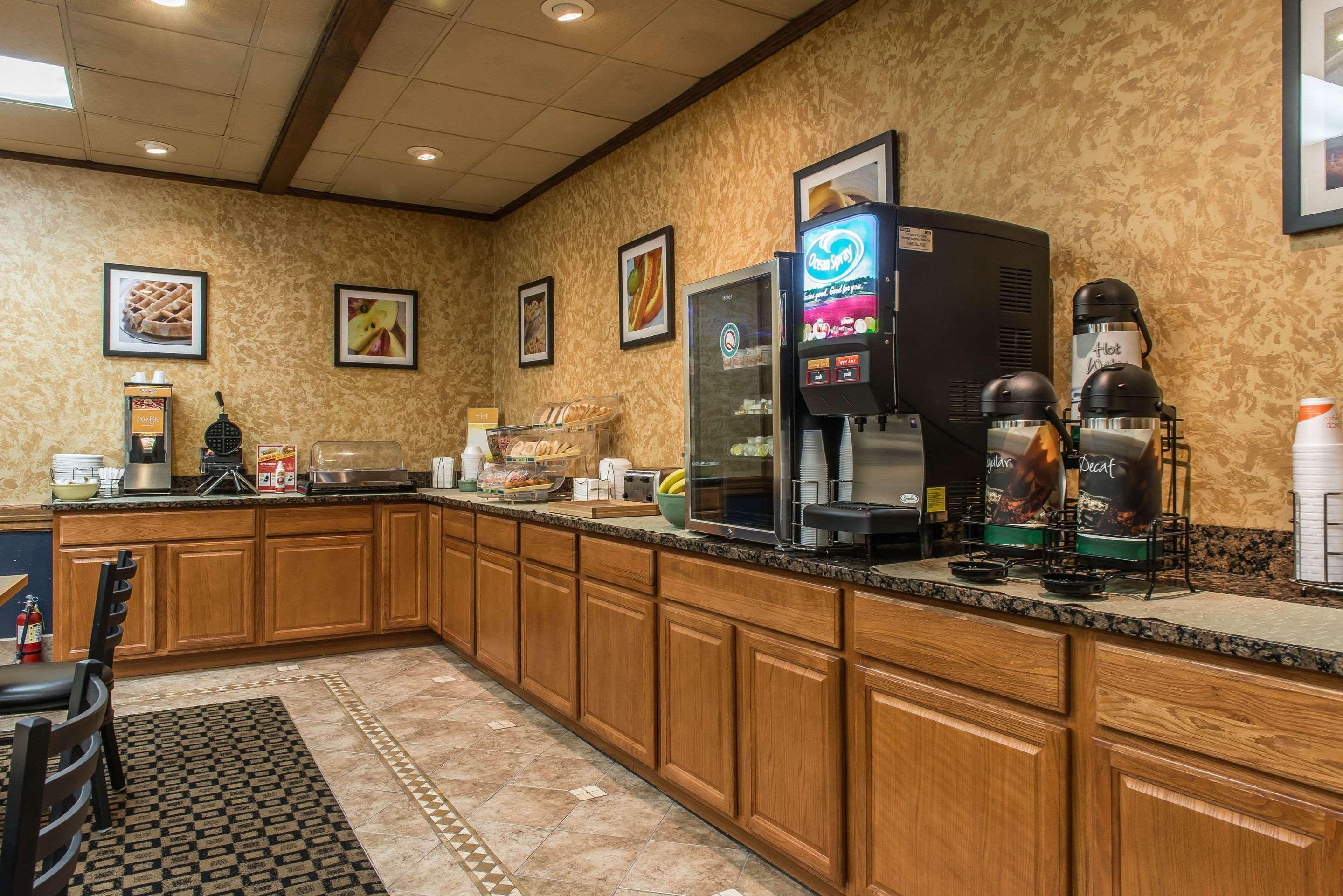 Quality Inn Hermitage Extérieur photo