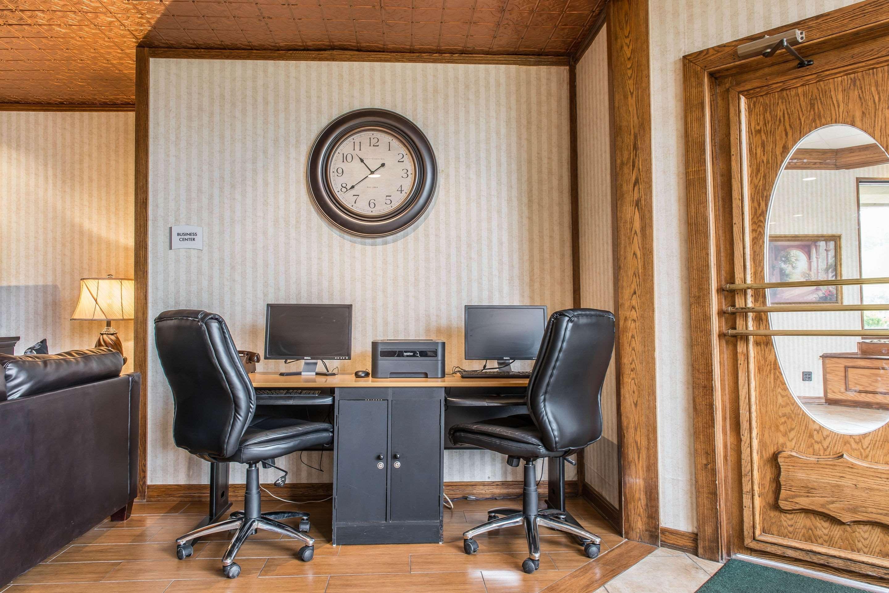 Quality Inn Hermitage Extérieur photo